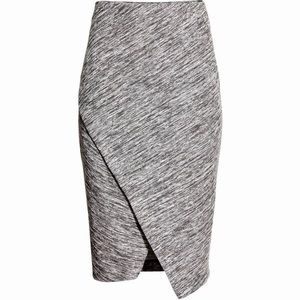 Medium H&M Asymmetrical Gray Skirt with stretch